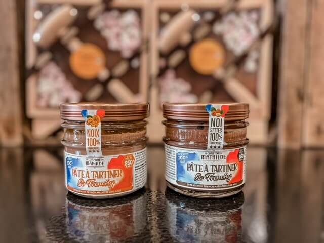 deux pots de pâte à tartiner du Comptoir de Mathilde