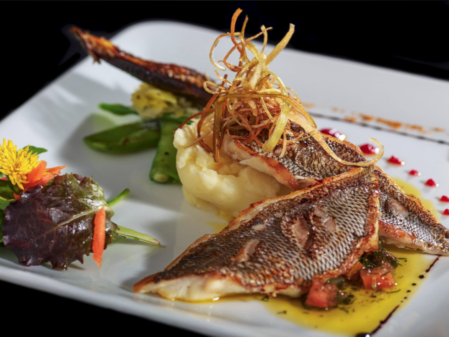 plat de poissons grillés