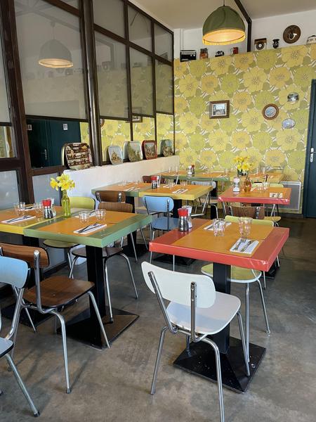 Décoration chiné du restaurant 