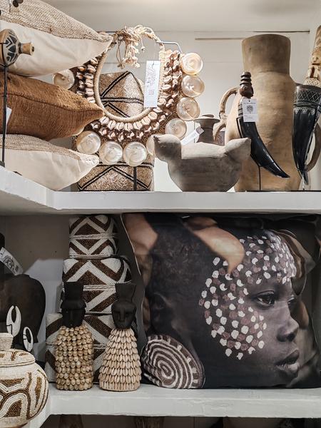 décorations à base de coquillages et bois venu d'indonésie
