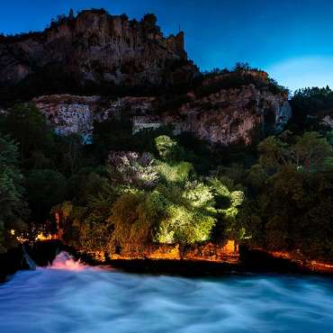 Nuits magiques - Fontaine-de-Vaucluse, source de légendes