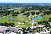 golf-de-saumane-provence-country-club-flyovergreen-770x556-2.jpg