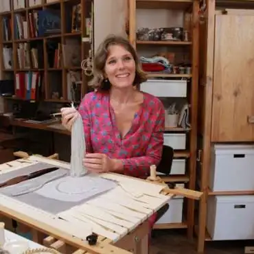 Magali Beaumont, brodeuse d'art